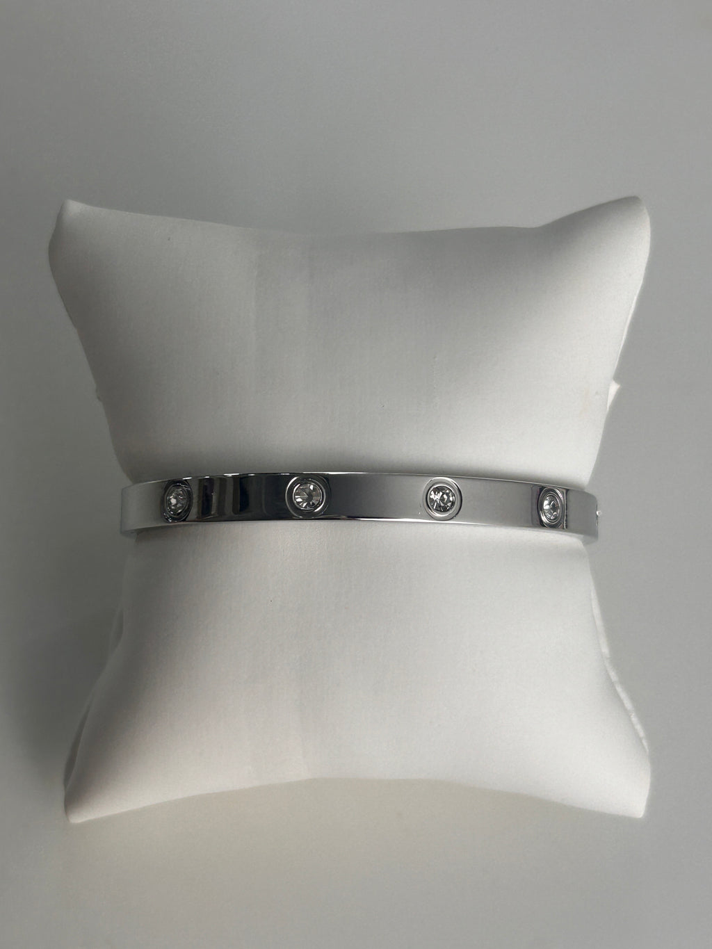 Classic diamond Cuff